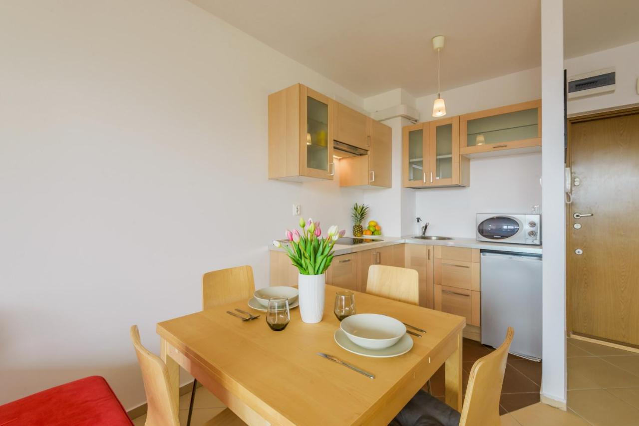 סטגנה Apartament Madam מראה חיצוני תמונה